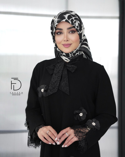 پیراهن گل مشکی